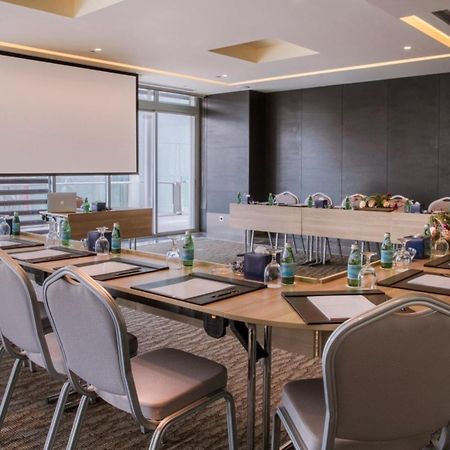 The Abdali Boulevard Hotel Amman Exterior foto Meeting room