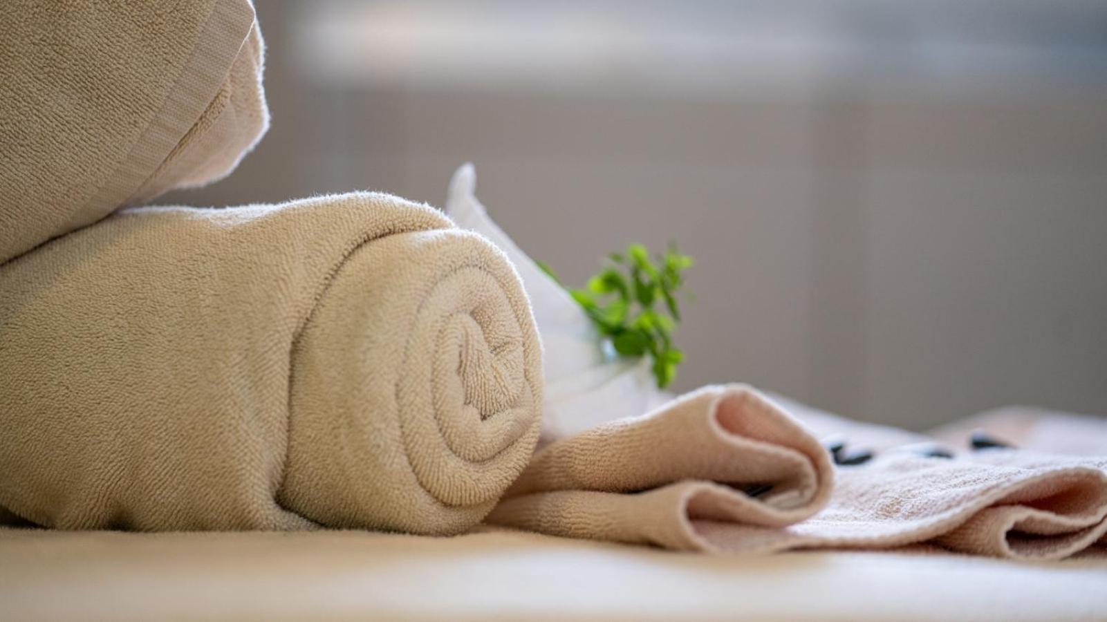The Abdali Boulevard Hotel Amman Exterior foto A rolled towel