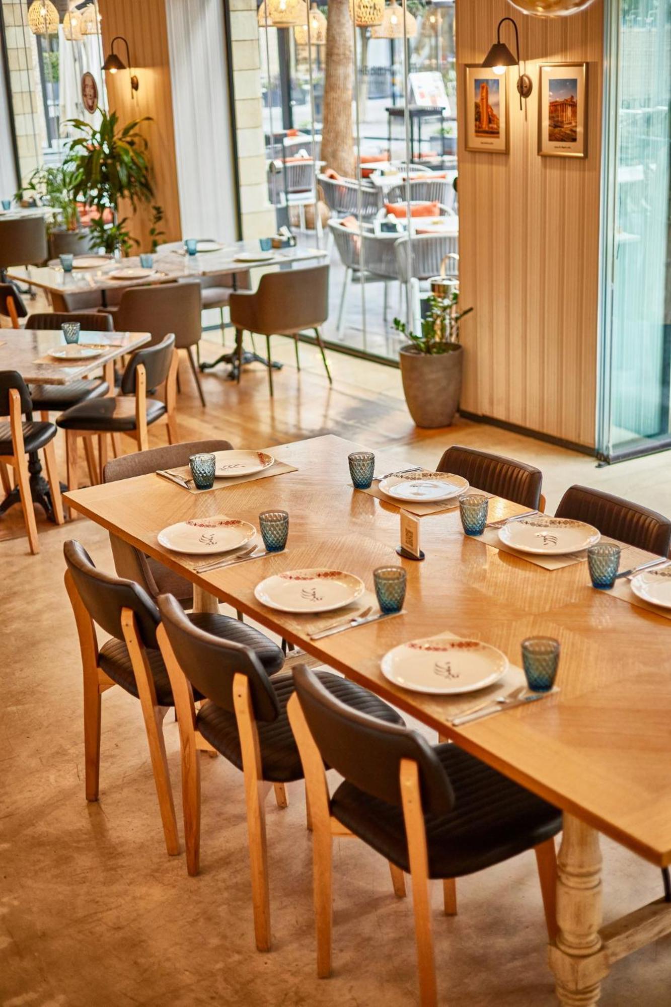 The Abdali Boulevard Hotel Amman Exterior foto Restaurant
