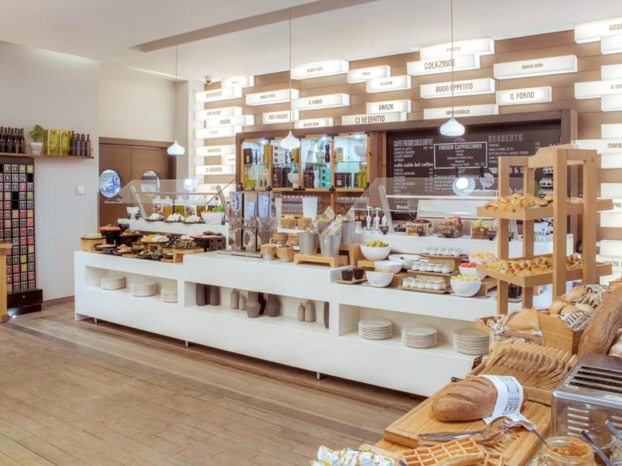 The Abdali Boulevard Hotel Amman Exterior foto The deli at the hotel
